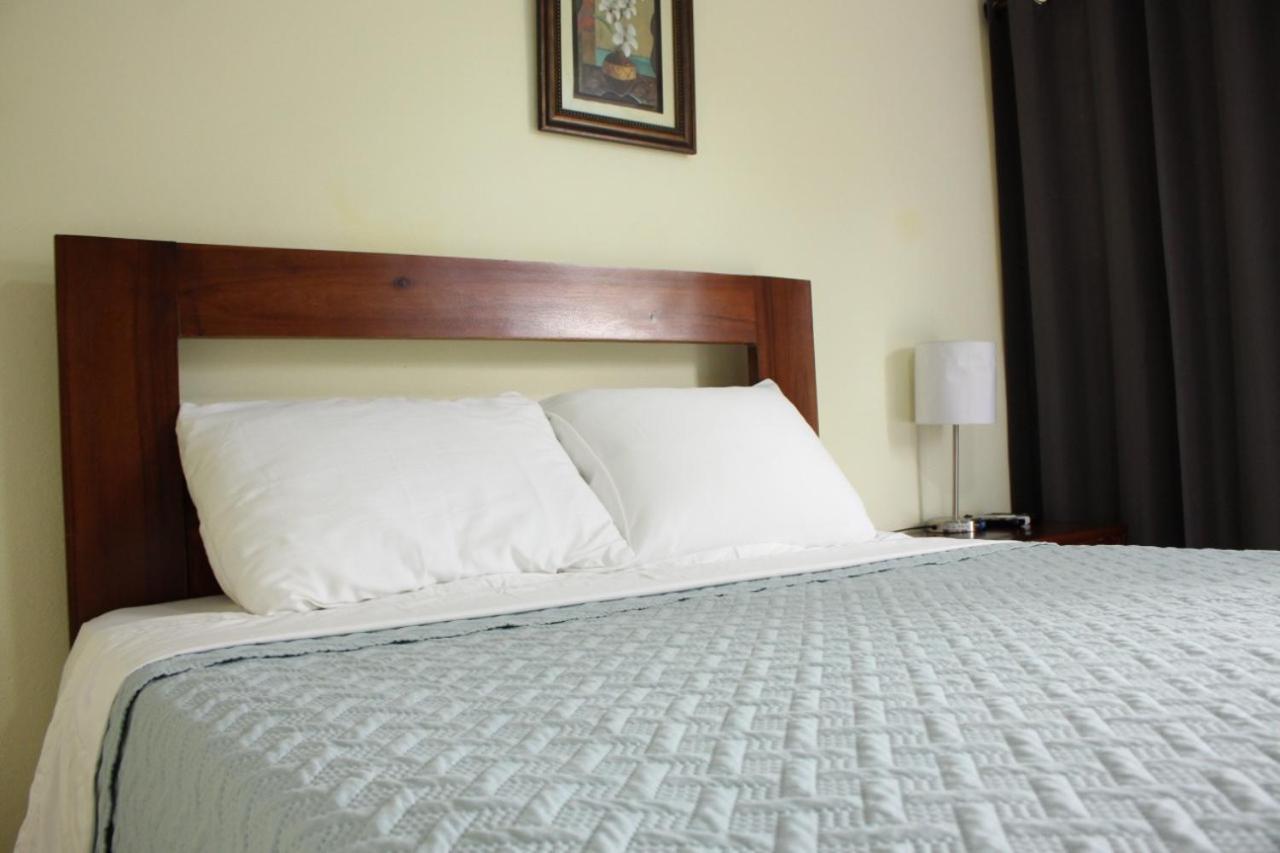 Hotel Anedi Консепсьон-де-ла-Вега Экстерьер фото