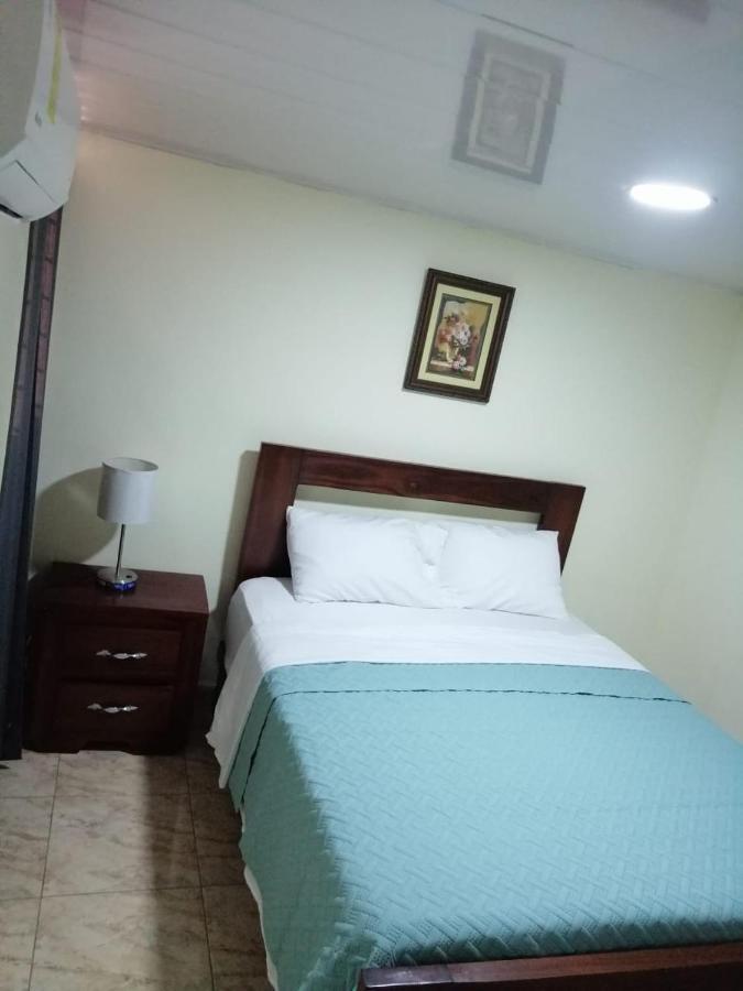 Hotel Anedi Консепсьон-де-ла-Вега Экстерьер фото